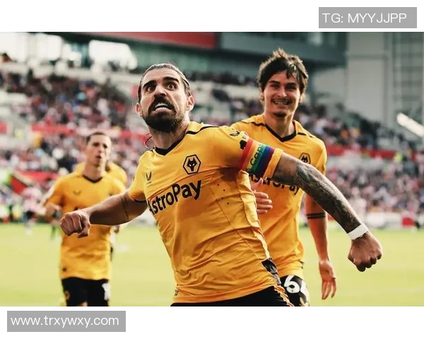 若昂内维斯的足球之路：从青涩小将到顶级中场的华丽蜕变